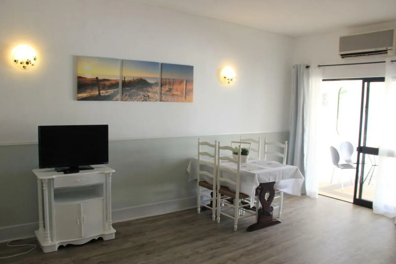 Beach And Pool Studio Apartment Lagos