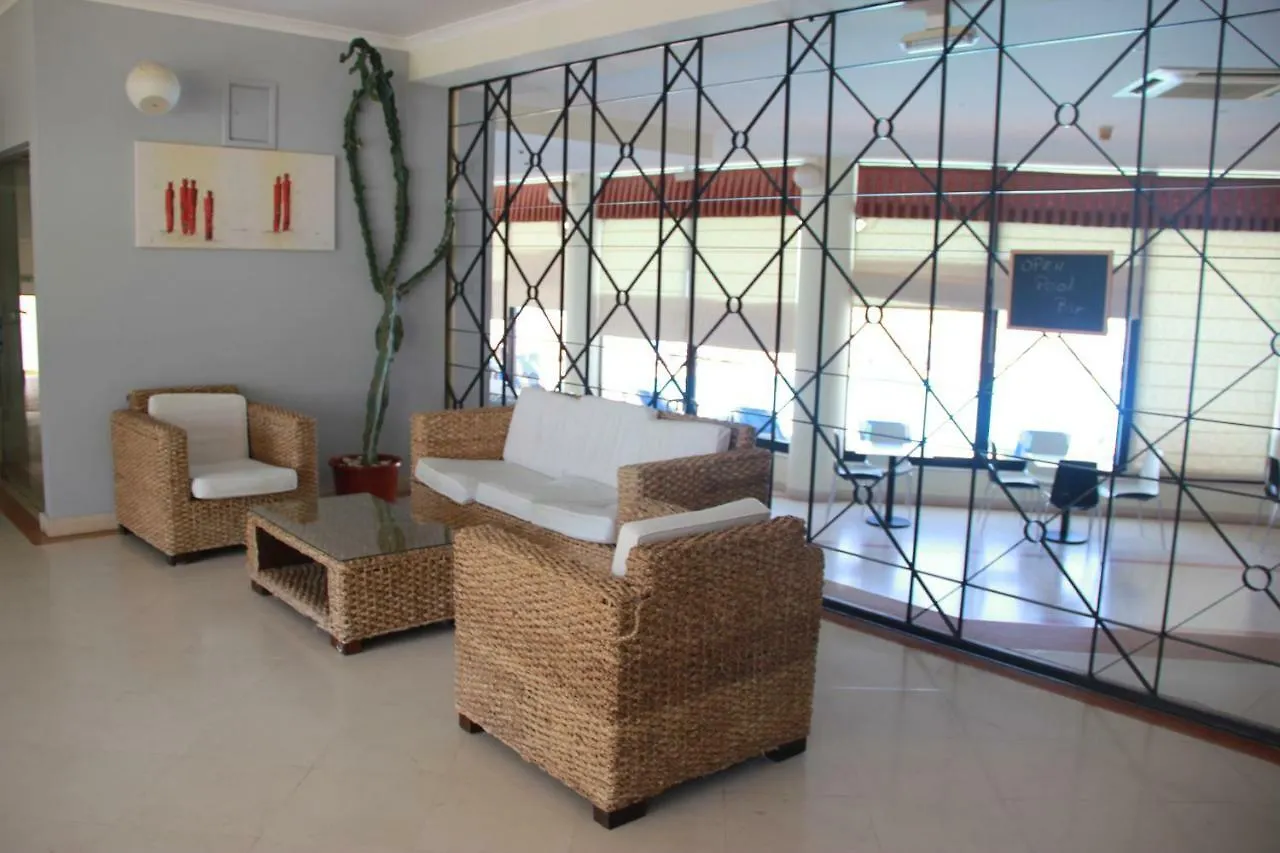 Beach And Pool Studio Apartment Lagos Portugal